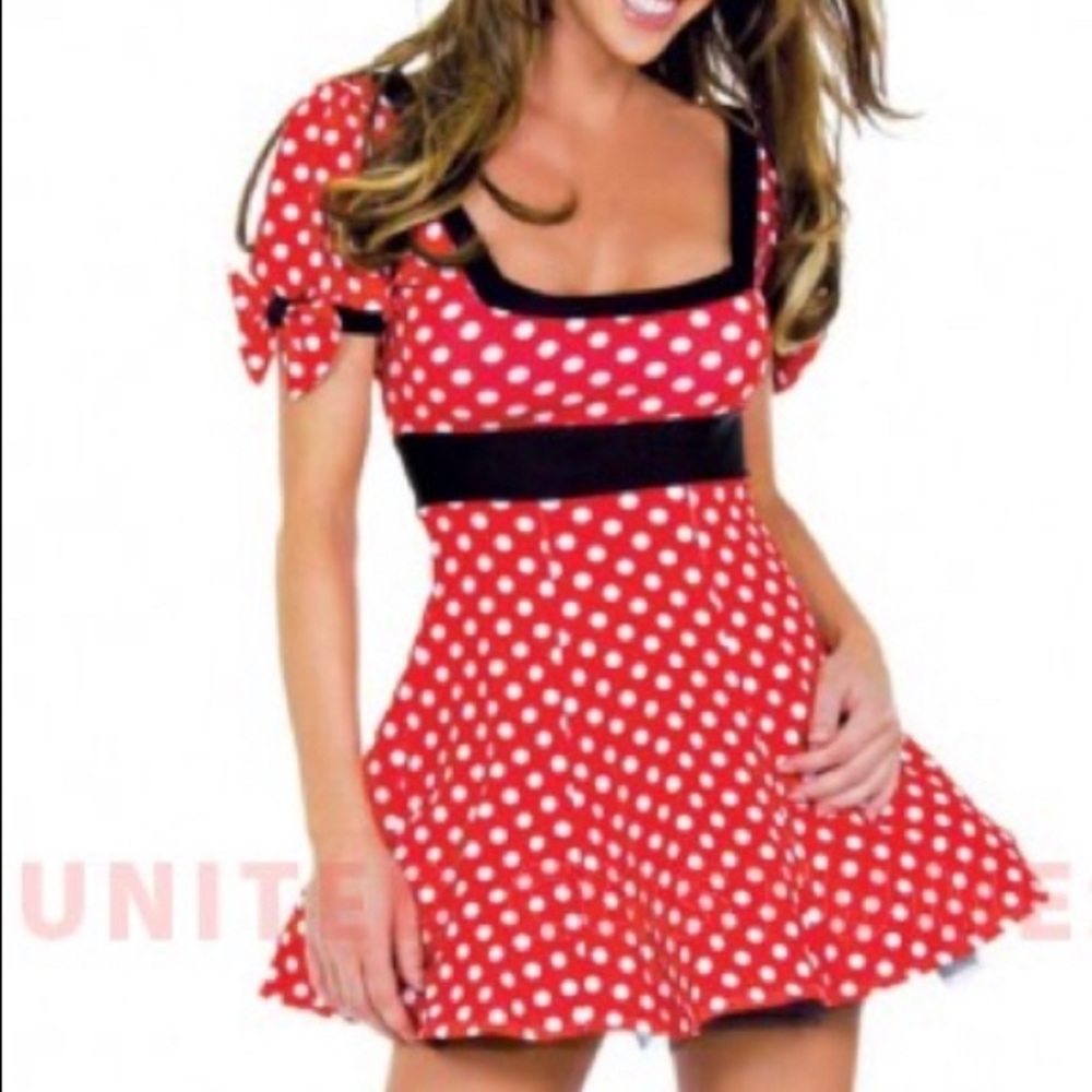 ✨Super cute like new Minnie Mouse costume w/ears